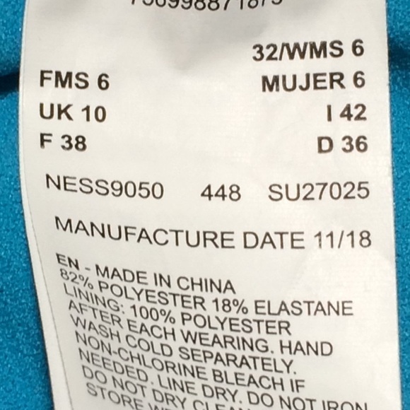 Nike Women's Rift Cut-Out One Piece Swimsuit - Picture 6 of 6